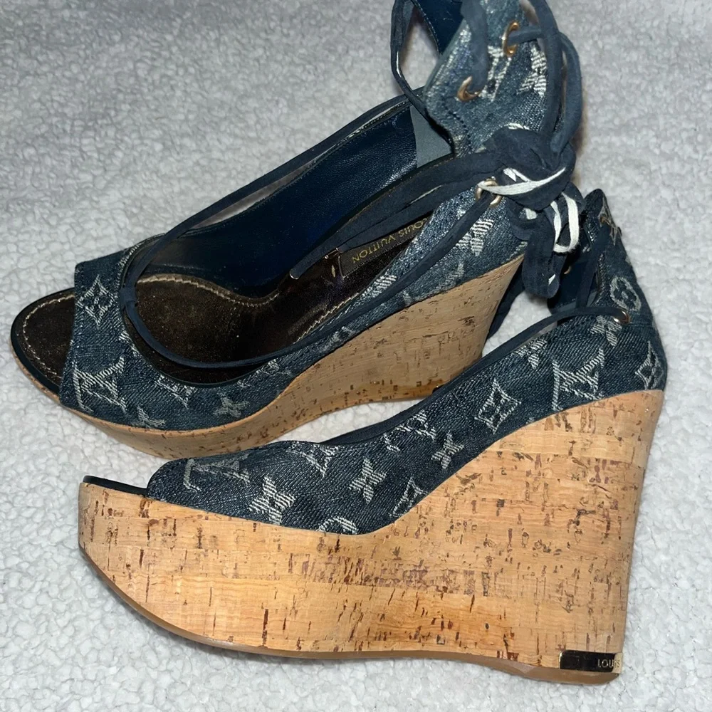 Louis Vuitton still both